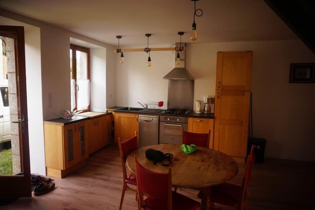 Belle Maison De Campagne Hénon Buitenkant foto