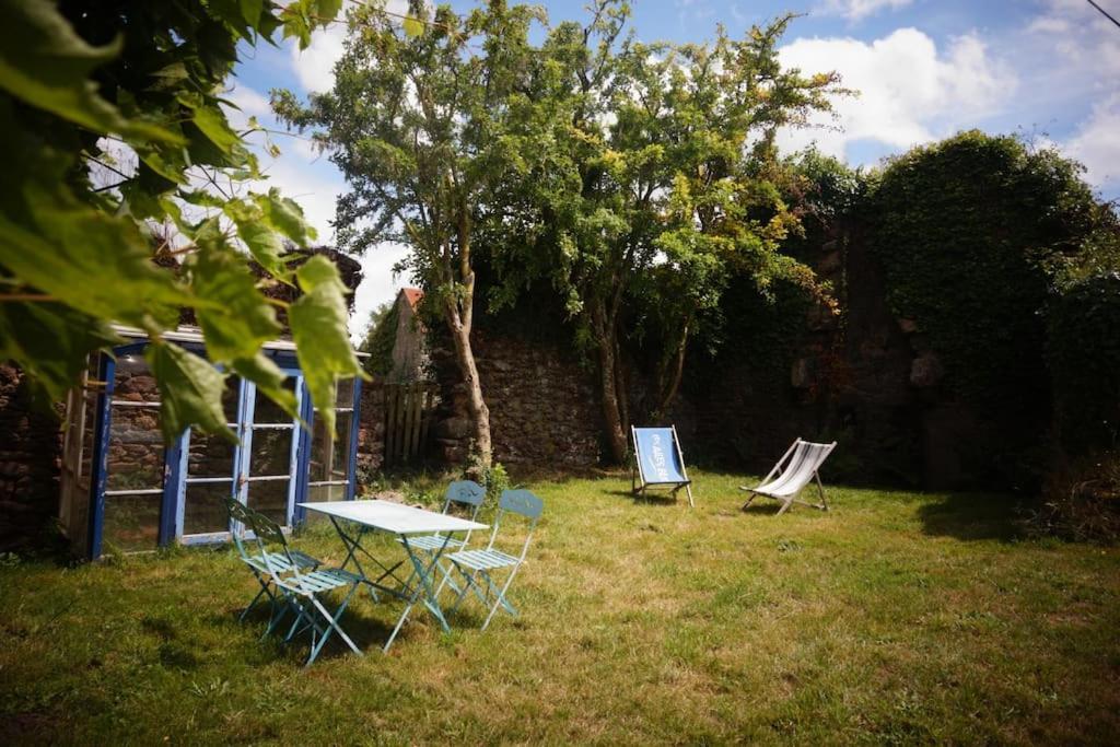 Belle Maison De Campagne Hénon Buitenkant foto